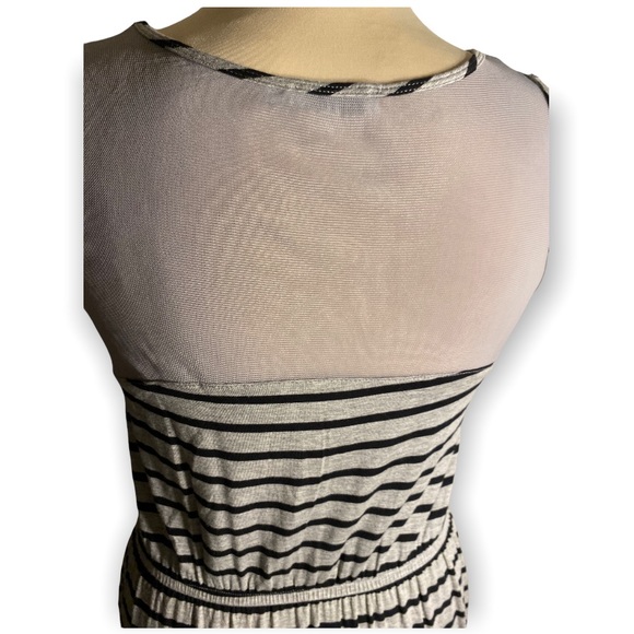 HIGH-LOW DRESS - Picture 3 of 3